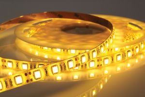 Светодиодная лента SMD5050 LED-STRIP теплый белый свет 5м 357112 ― интернет-магазин Свет Вокруг